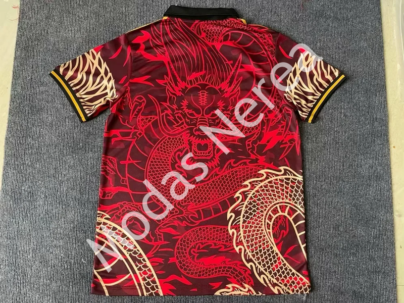 Camiseta Real Madrid 24/25 Edición Dragón Rojo - Imagen 3