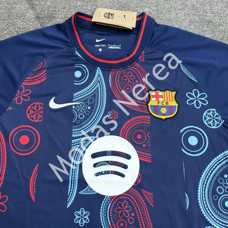 Camiseta Barcelona Bar special version blue.
